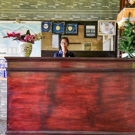 Hotel Oyo 91228 Griya Siena Munduk Esterno foto