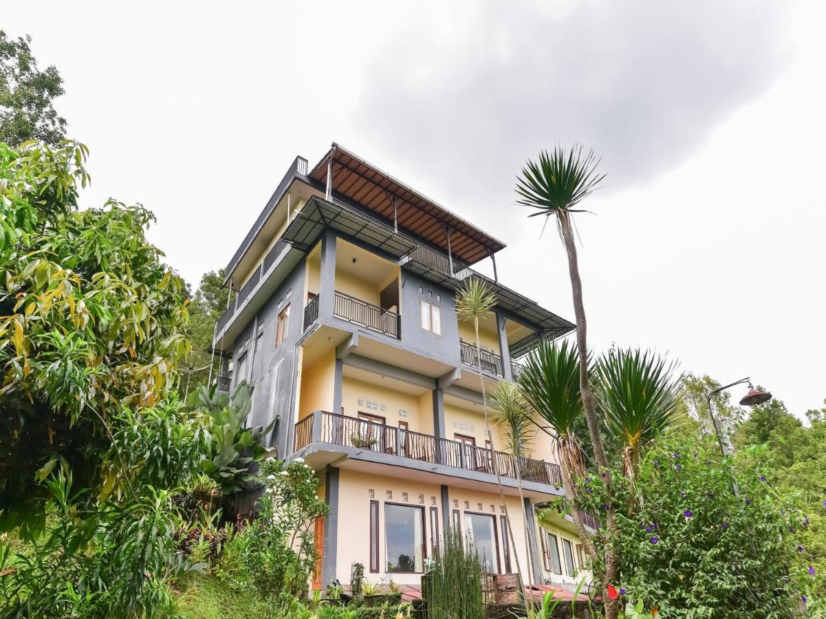 Hotel Oyo 91228 Griya Siena Munduk Esterno foto